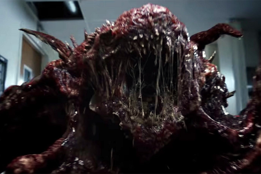 Atriz de Stranger Things enfrenta monstros em trailer de comédia