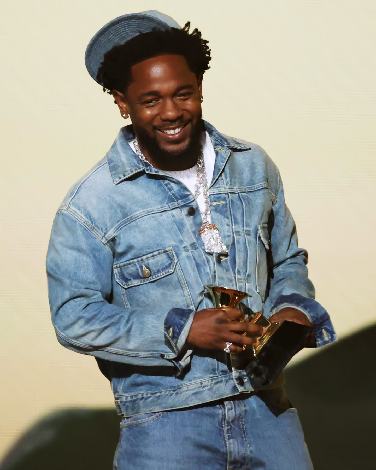 Kendrick Lamar ganha Gravação e Canção do ano no Grammy