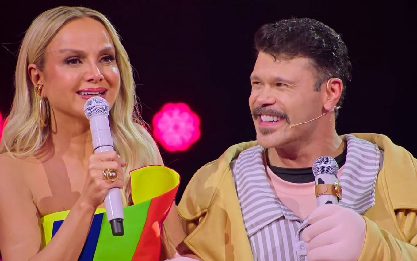 Marcos, da dupla com Belutti, é desmascarado como Bruno Mezenga no The Masked Singer Brasil