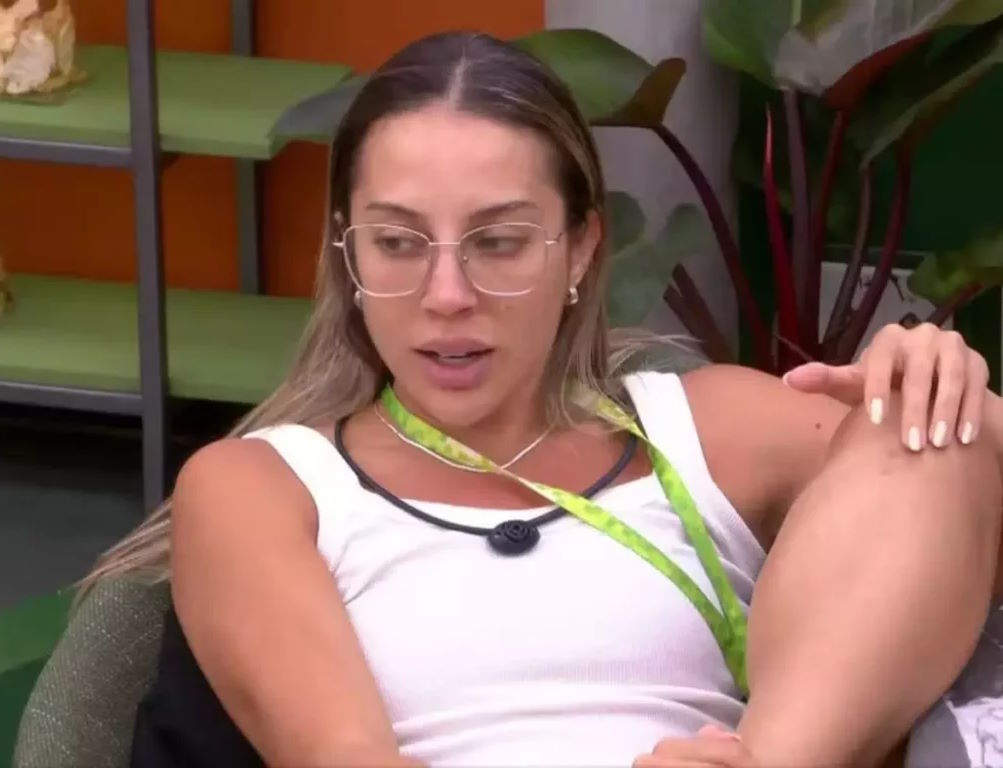 Postagem do perfil de Renata do BBB 25 gera polêmica na internet