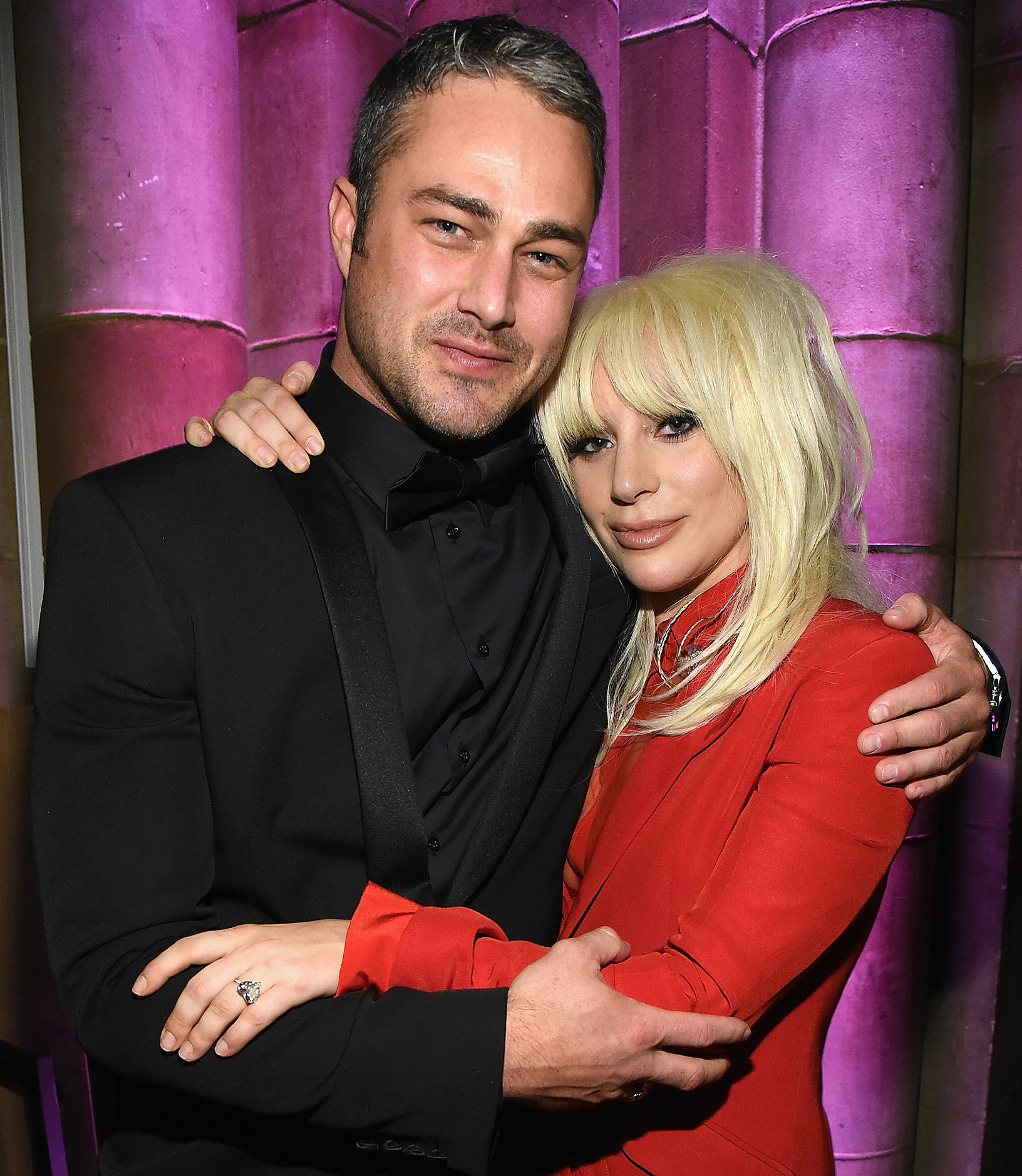 did lady gaga dating kelly from chicago fire
