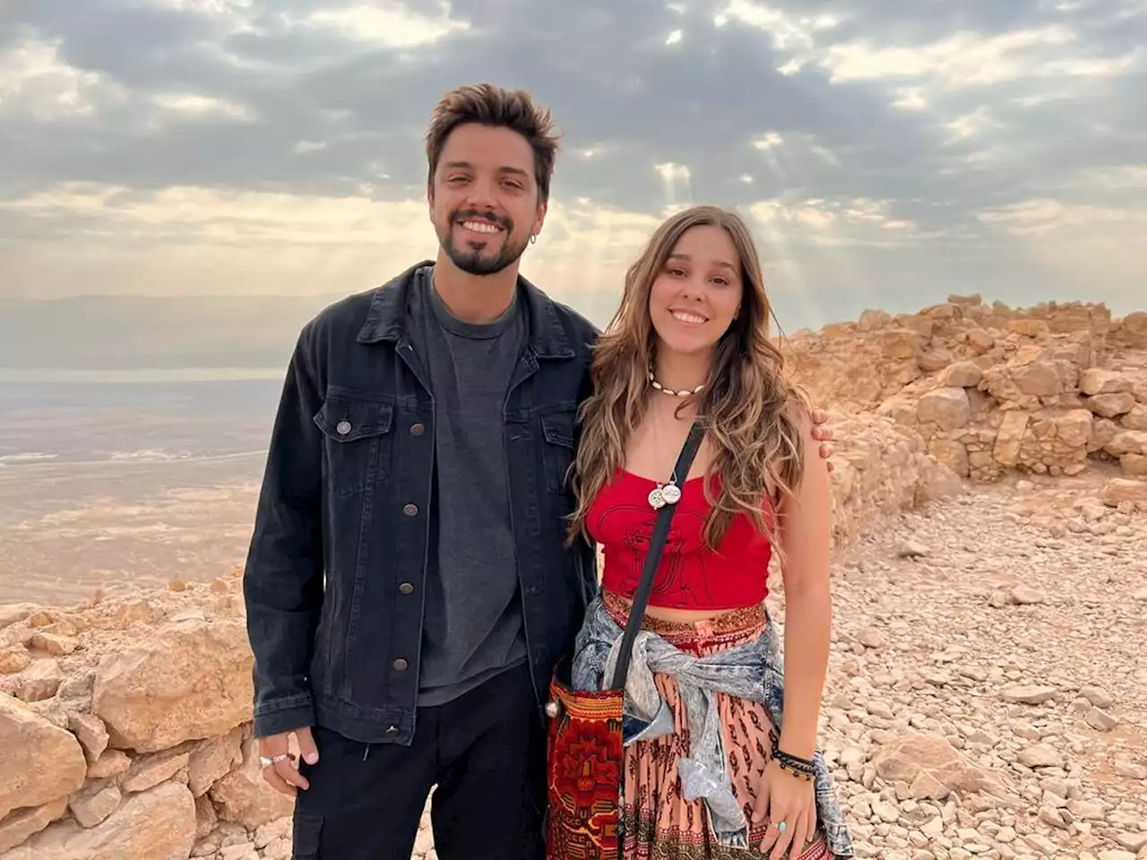 Rodrigo Simas e Thati Lopes rodam filme em Israel