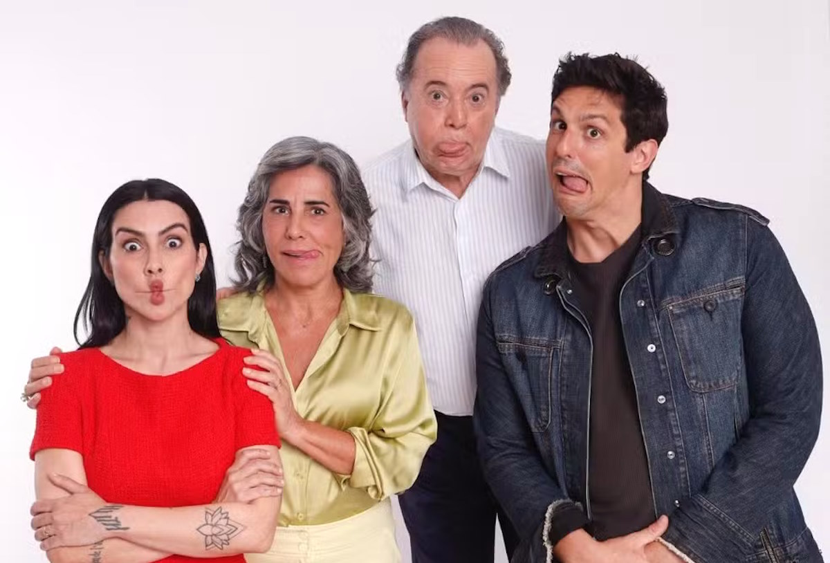 Cinemas recebem seis estreias nesta quinta-feira com destaque para comédias e terror