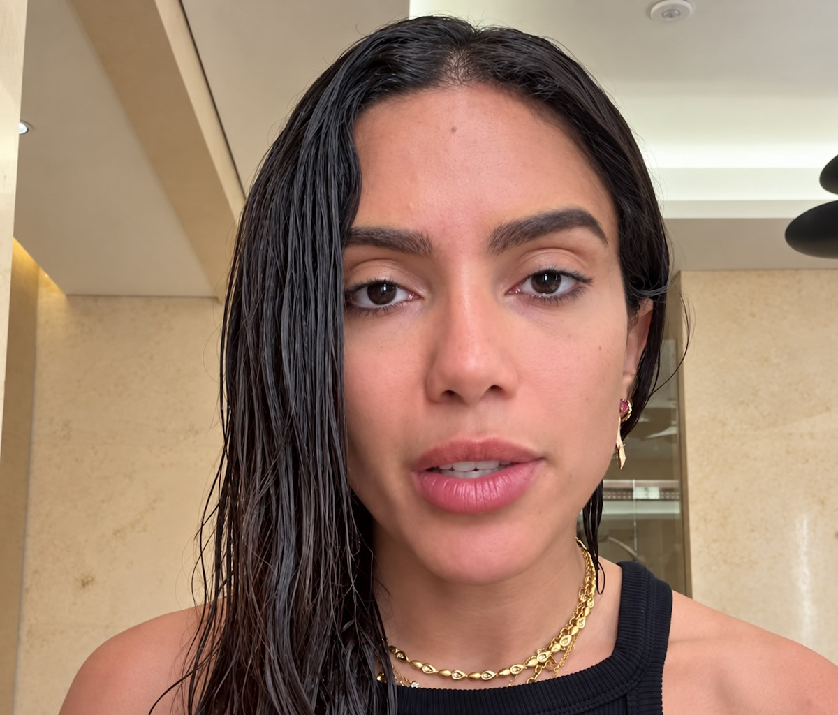 Anitta declara voto em Lula no segundo turno e admite erro de avaliação