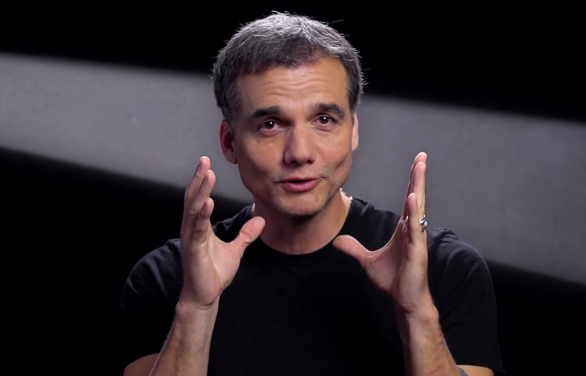 Wagner Moura acusa Flávio Bolsonaro de articulação com EUA por terras raras